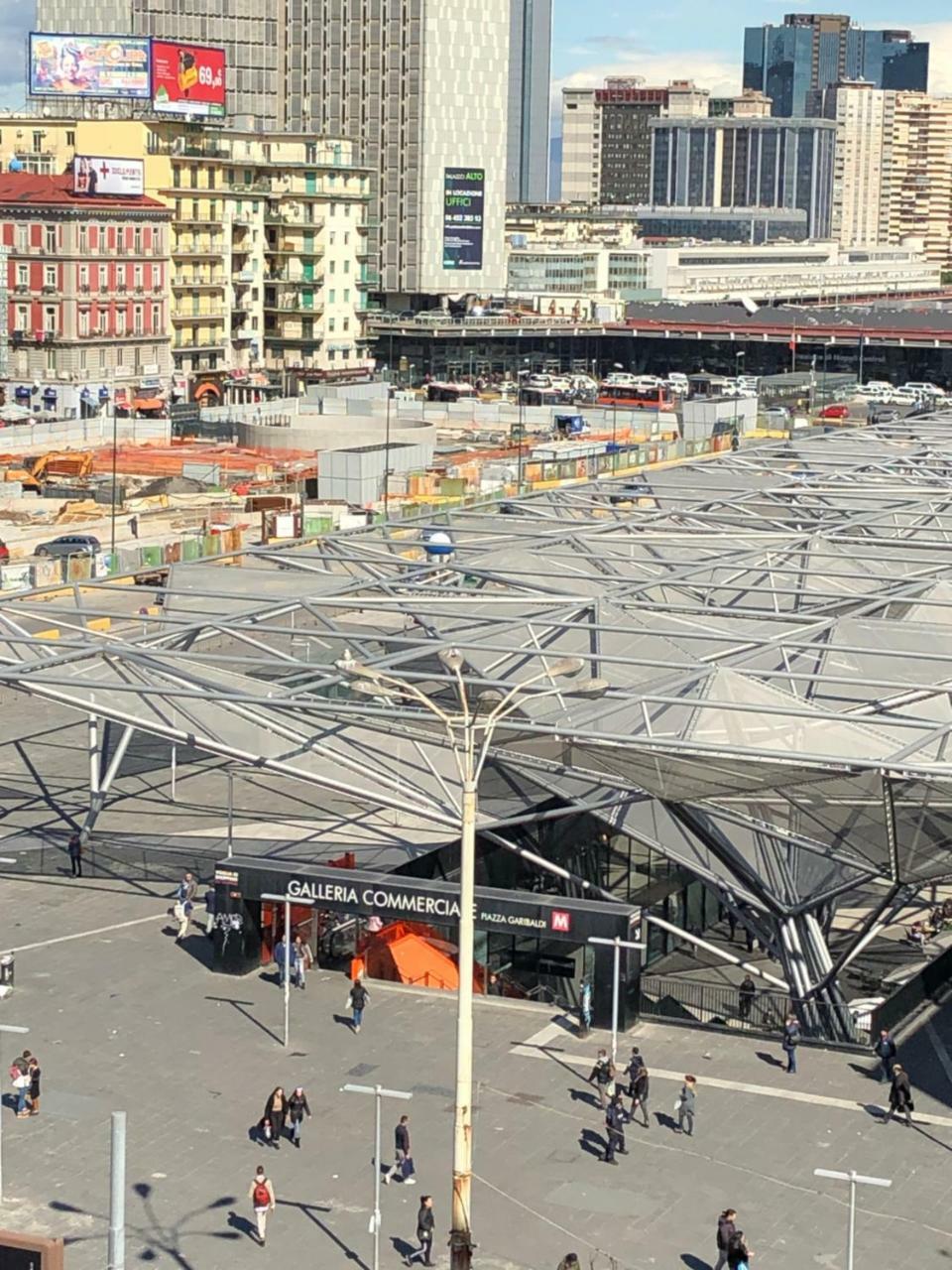 Pit Stop Napoli Centrale Екстер'єр фото